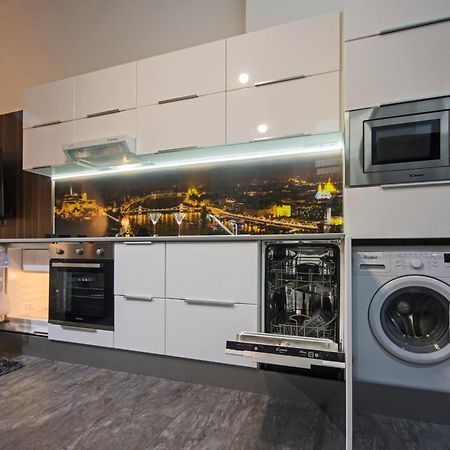 Dohany Apartment Deluxe Budapest Luaran gambar