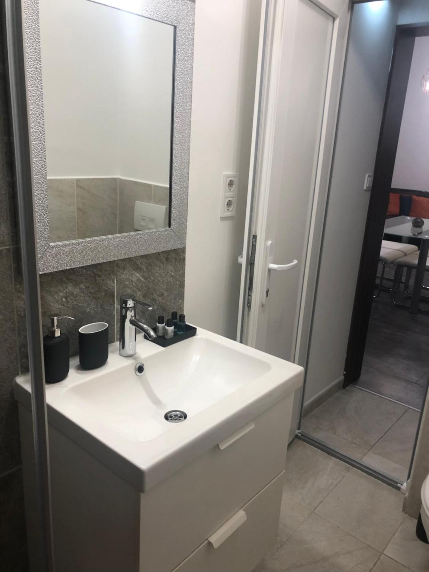 Dohany Apartment Deluxe Budapest Luaran gambar