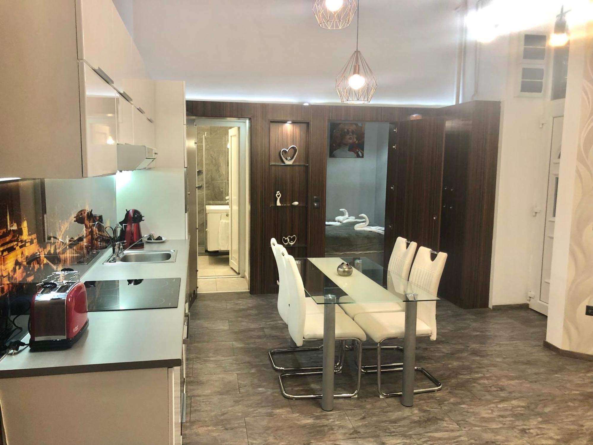 Dohany Apartment Deluxe Budapest Luaran gambar